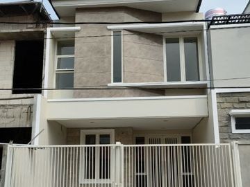 Rumah Siap Huni Termurah di Manyar Tirtoasri Surabaya