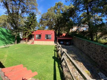 Gran casa tipo rancho de 3 recámaras en venta en Huitzilac