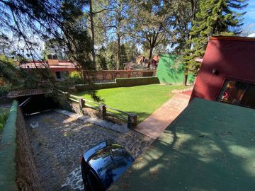 Gran casa tipo rancho de 3 recámaras en venta en Huitzilac