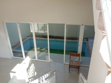 Rumah Villa Dijual Plus Kolam Renang di Kota Batu Dekat Wisata | 0