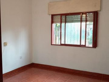 Casa 3 Dormitorios Barrio Santa Rosa Cocheras
