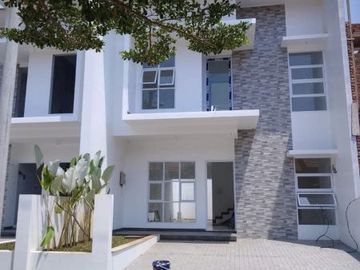 Hunian asri mewah cantik rasa villa di kodya cluster elite dkt SOR