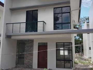 Ready For Occupancy 4Bedroom Single Attached in Pajac Lapu-Lapu City Cebu “Villa Illuminada”