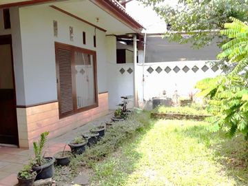 Rumah Bagus Hadap Selatan Di Serua Ciputat - TD 5259 BR