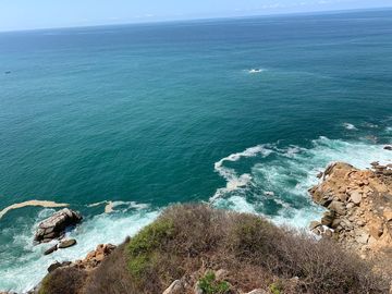 ACAPULCO PUNTA DIAMANTE DEPARTAMENTO DE LUJO VISTA AL OCEANO EN LOS RISCOS