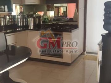 Dijual Rumah 2 Lantai di Istana Regency Pasteur Bandung - Utara