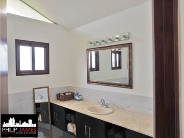 Venta: Casa 3 recámaras en Trinity Hills Valley