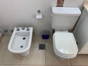 DEPARTAMENTO MONTE DEL ESTE A 2 CUADRAS DE LA PLAYA