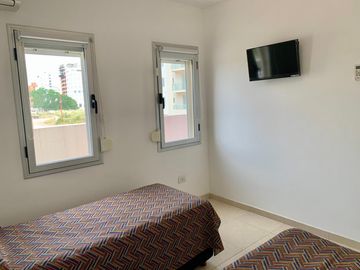 DEPARTAMENTO MONTE DEL ESTE A 2 CUADRAS DE LA PLAYA