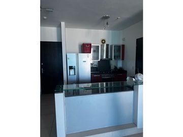 VENTA DE APARTAMENTO AMOBLADO PARA INVERSION CINTA COSTERA PH DESTINY
