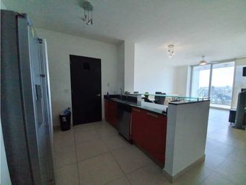 VENTA DE APARTAMENTO AMOBLADO PARA INVERSION CINTA COSTERA PH DESTINY