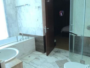 Dijual Apartemen The Peak Sudirman Type 3 Bedroom Fully Furnished APT-A3680