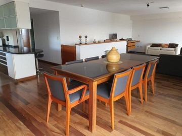 Espectacular piso exclusivo - 4 dormitorios - BalcÃ³n - SUM, piscina - Bauleras - Dos cocheras - PueyrredÃ³n 1600