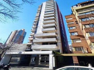 Espectacular piso exclusivo - 4 dormitorios - BalcÃ³n - SUM, piscina - Bauleras - Dos cocheras - PueyrredÃ³n 1600