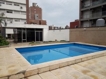 Espectacular piso exclusivo - 4 dormitorios - BalcÃ³n - SUM, piscina - Bauleras - Dos cocheras - PueyrredÃ³n 1600