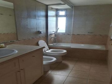 Espectacular piso exclusivo - 4 dormitorios - BalcÃ³n - SUM, piscina - Bauleras - Dos cocheras - PueyrredÃ³n 1600
