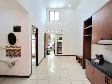 Disewakan Rumah Cantik Siap Huni Di Permata Bintaro