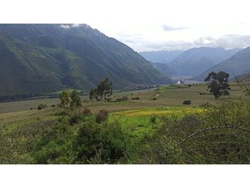 VENDO TERRENO DE 3672 M2 VALLE SAGRADO DE LOS INCAS TARAY CUSCO PERÚ