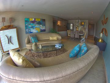 Wise Living Cañada Juriquilla, Departamentos LUXURY, 2 y 3 Recámaras, PREMIUM.-