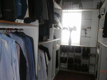 Las Cañitas- Soldado de la independencia al 1400-
Piso excelente .5 ambientes con cochera.Piso 11-