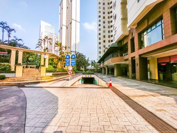 Apartemen Tengah Kota 5 Mnt ke Lippo Mall Nusantara Siap Huni J-53199