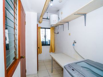 Apartemen Tengah Kota 5 Mnt ke Lippo Mall Nusantara Siap Huni J-53199