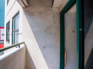 Apartemen Tengah Kota 5 Mnt ke Lippo Mall Nusantara Siap Huni J-53199