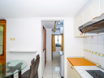 Apartemen Tengah Kota 5 Mnt ke Lippo Mall Nusantara Siap Huni J-53199