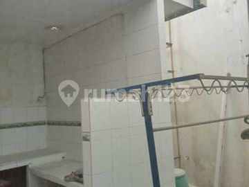 Rumah Hadap Timur Dalam Cluster Puri Permata Mediterania di Puri Gardena