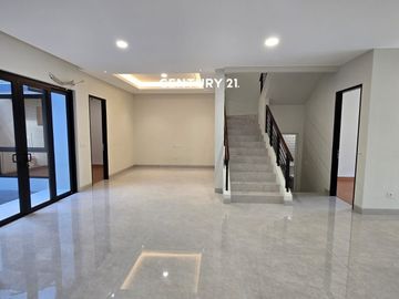 DIjual Rumah Baru Di The Green Cluster Venetia BSD Tangerang