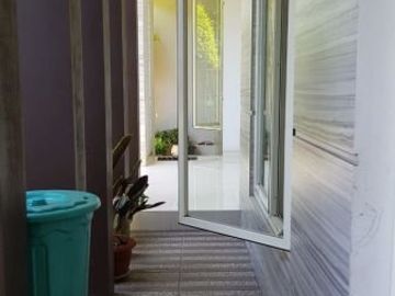 Rumah Cantik Gayungsari Manunggal dkt Gayung Kebonsari Ketintang SHM MURAH