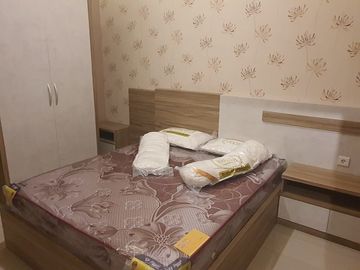 Rumah Green Hill Full Furnished Kebomas Gresik