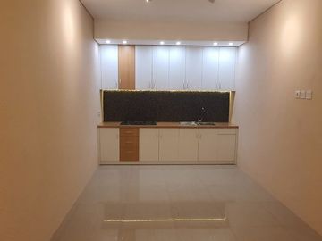 Rumah Green Hill Full Furnished Kebomas Gresik