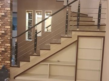 Rumah Green Hill Full Furnished Kebomas Gresik