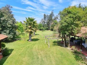 Casa en Venta en A pasos de Colegio San Felipe Diácono