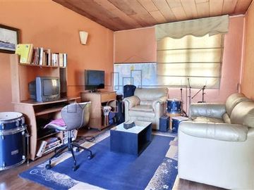 Casa en Venta en A pasos de Colegio San Felipe Diácono