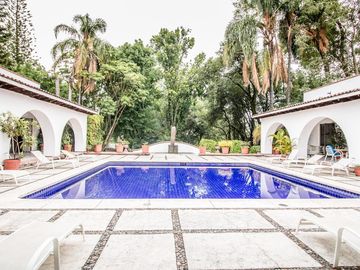 Venta Casa De Un Nivel En Un Terreno De 3000 M2 En Rancho Cortés, Cuernavaca