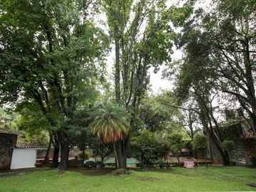 Venta Casa De Un Nivel En Un Terreno De 3000 M2 En Rancho Cortés, Cuernavaca