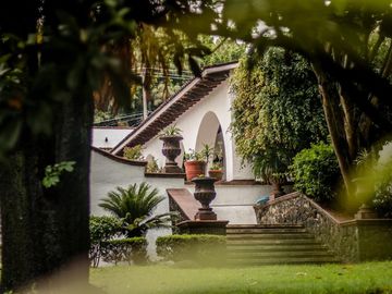 Venta Casa De Un Nivel En Un Terreno De 3000 M2 En Rancho Cortés, Cuernavaca
