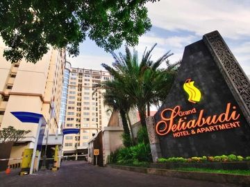Furnish 3BR Lt.11 GRAND SETIABUDI SUITES Bandung