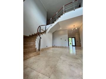 Venta de Casa Toscana del Este en Costa del Este (JAG)