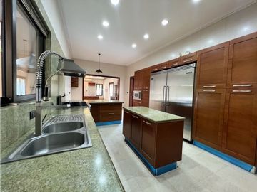 Venta de Casa Toscana del Este en Costa del Este (JAG)