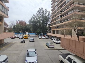 Departamento en venta de 3 dorm. en Las Condes