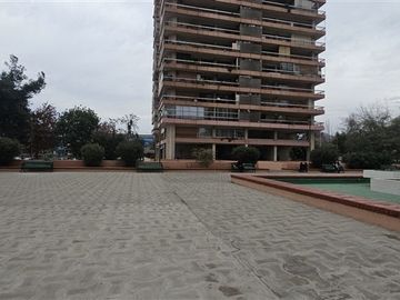 Departamento en venta de 3 dorm. en Las Condes