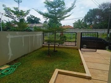 SIAPHUNI 1 unit Terakhir TOWNHOUSE 12 Unit dkt Kotawisata Cibubur