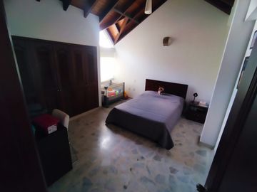 VENTA CASA EN LAGOS DEL CACIQUE, BUCARAMANGA. Cod V6236