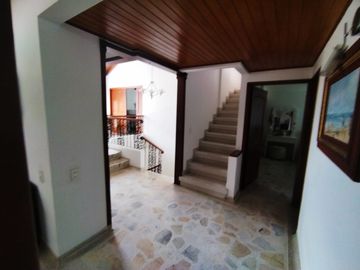 VENTA CASA EN LAGOS DEL CACIQUE, BUCARAMANGA. Cod V6236