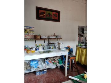 SE VENDE CASA ESQUINERA BIEN UBICADA EN SECTOR HISTORICO DE POPAYAN