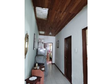 SE VENDE CASA ESQUINERA BIEN UBICADA EN SECTOR HISTORICO DE POPAYAN