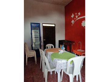 SE VENDE CASA ESQUINERA BIEN UBICADA EN SECTOR HISTORICO DE POPAYAN